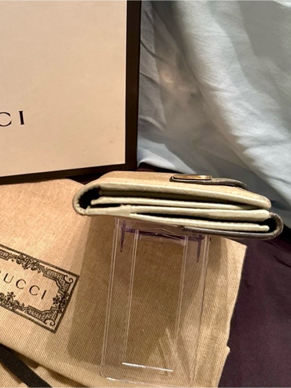 Gucci GG Canvas Heart Continental Wallet Tan Leather w/ Box Dust Bag COA - Picture 4 of 16